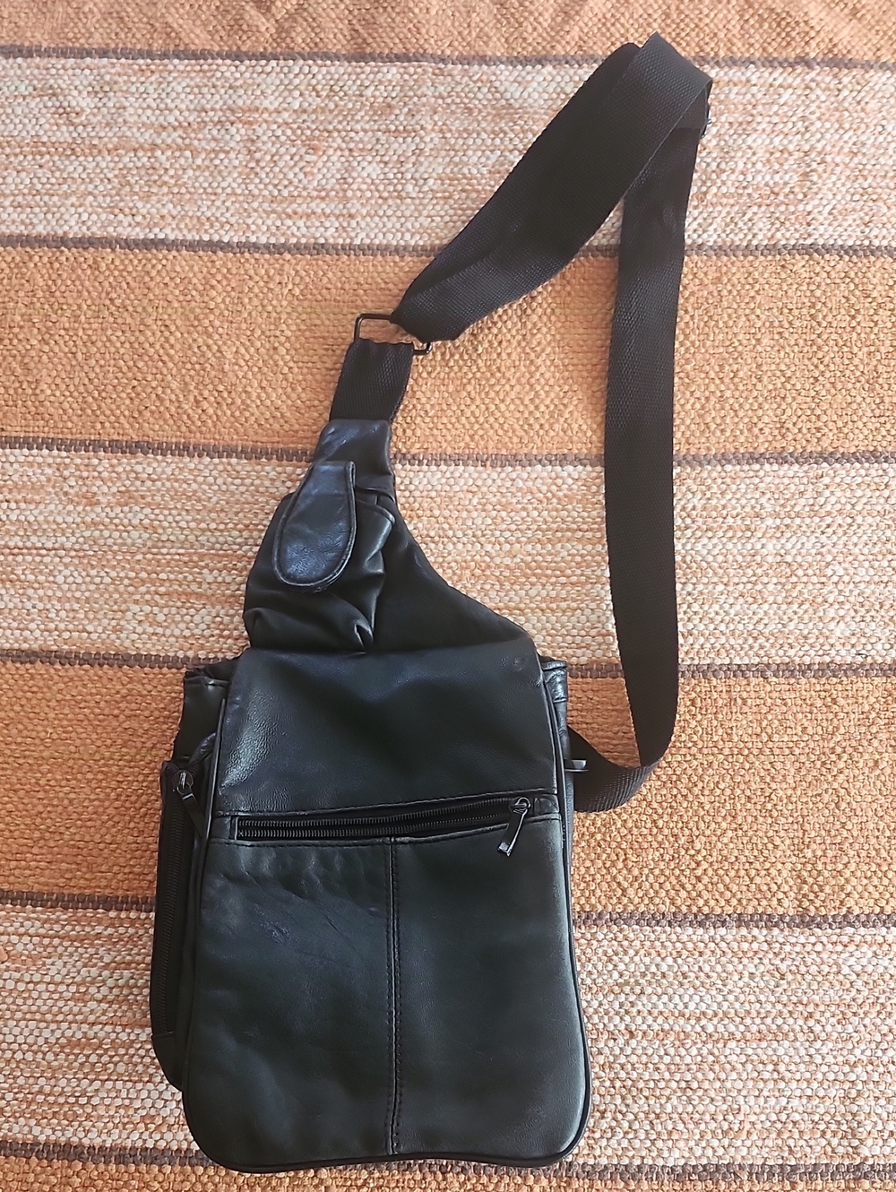 Black Leather Sling Bag - Classic Crossbody | Adjustable, Expandable